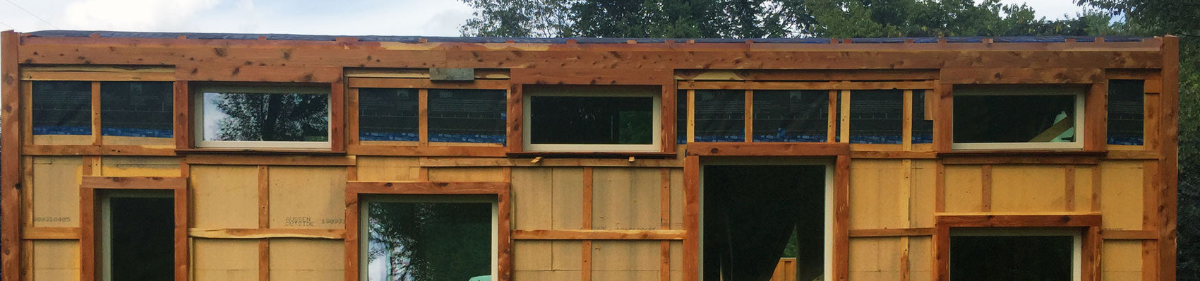 Gutex-Wrapped Tiny House in Arkansas